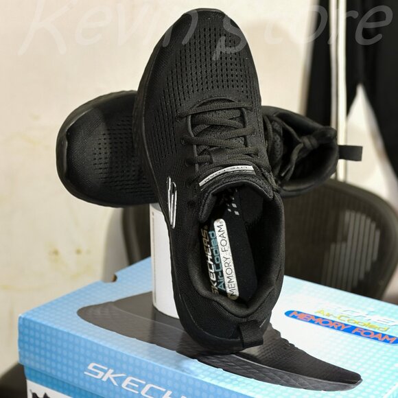 Athletic_Shoes